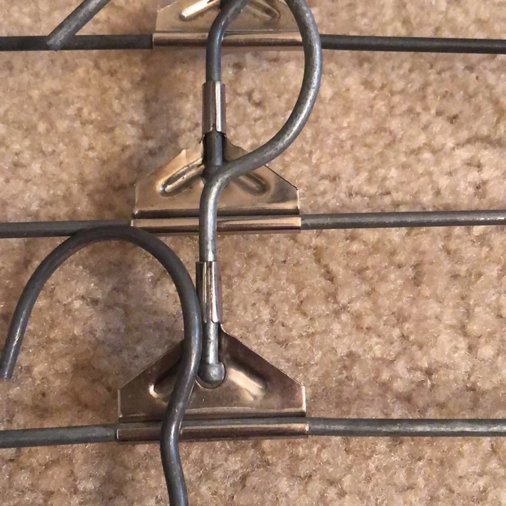 10 Metal Hangers